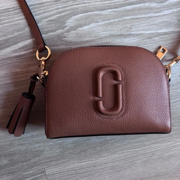 MARC JACOBS Shutter Camera Bag Argan Oil Brown - Picture 2 of 11